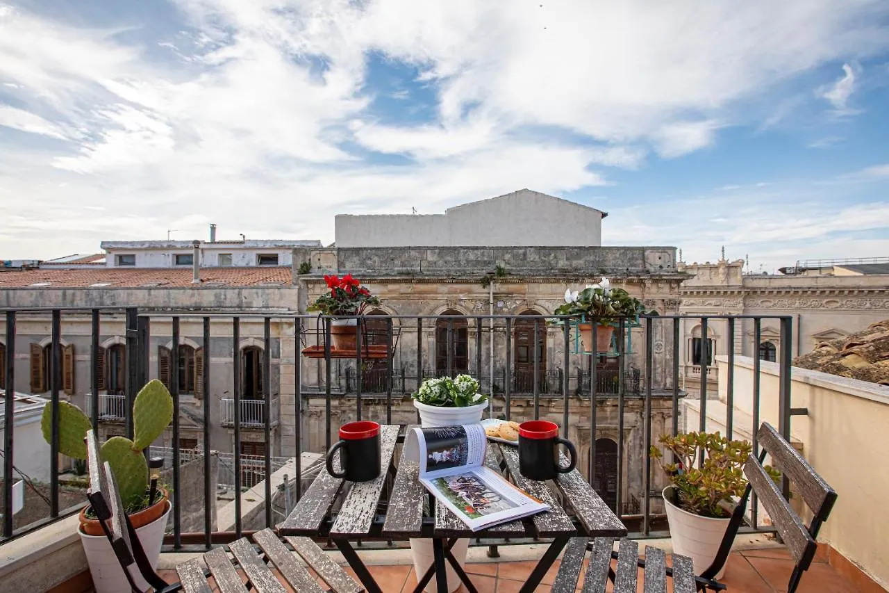 Casa Calles Syracuse