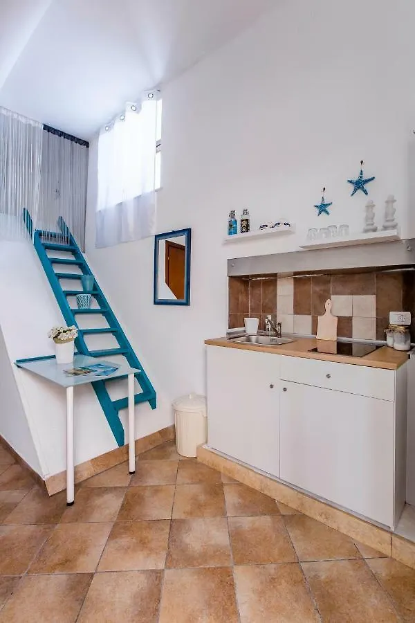 Casa Calles Villa Syracuse 0*,  Italien
